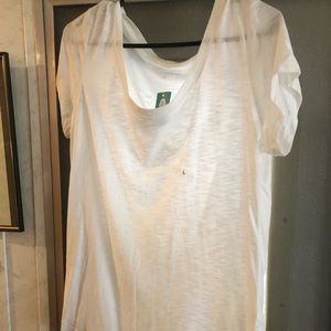 Short sleeved tee shirt